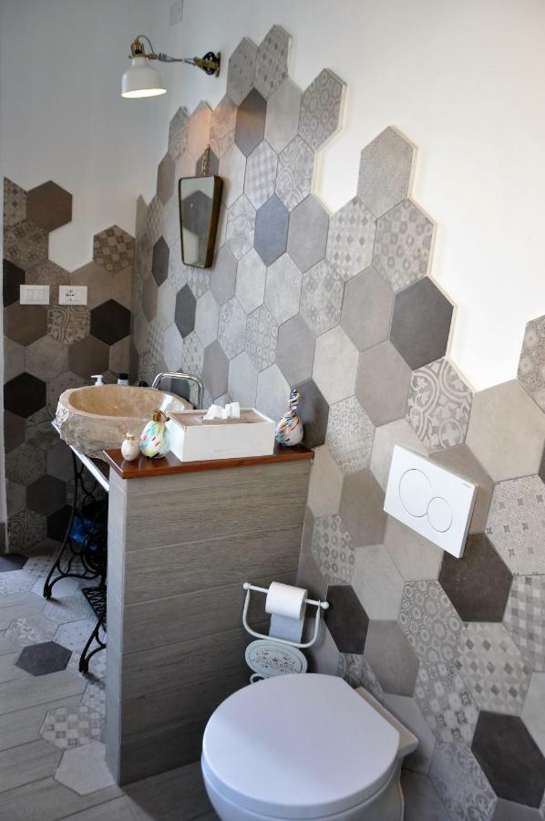 Chambre Lits Jumeaux avec Salle de Bains Commune