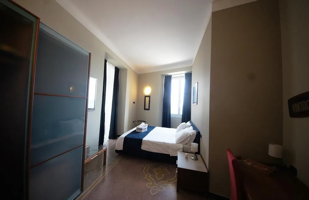 Luna Rooms-1